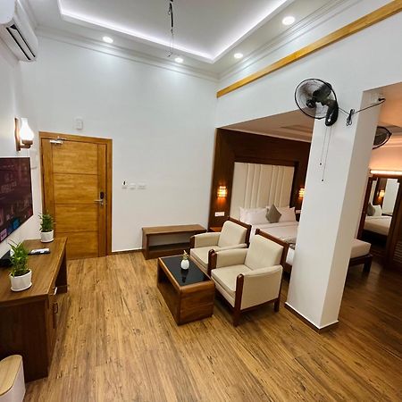 Hotel White House, Munnar Eksteriør billede