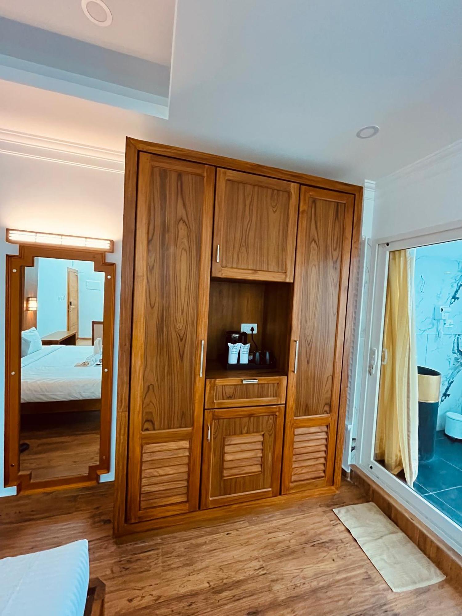 Hotel White House, Munnar Eksteriør billede